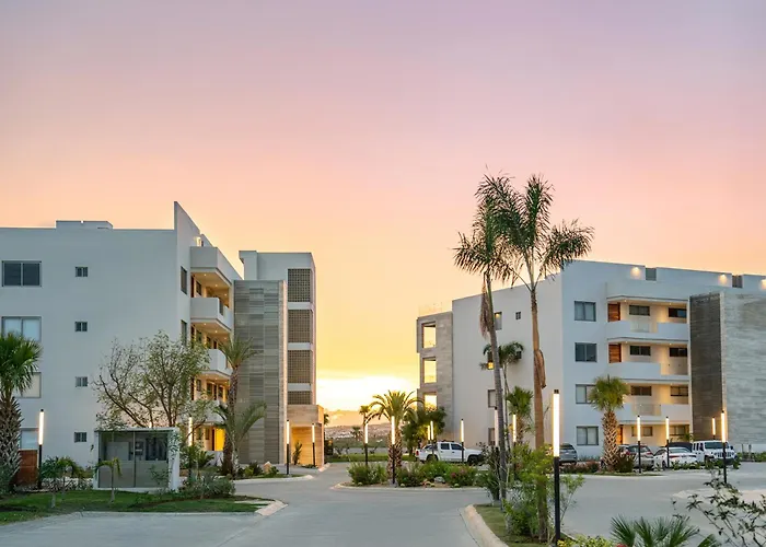Vista Del Arco | Ocean Views, Pool & Pickleball Holiday home