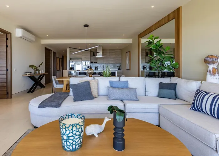 Vista Del Arco | Ocean Views, Pool & Pickleball Holiday home