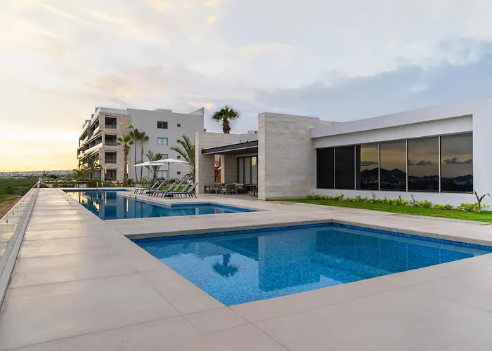 Holiday home Vista Del Arco | Ocean Views, Pool & Pickleball