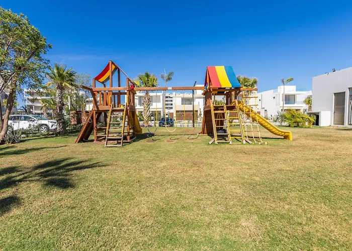 Vista Del Arco | Ocean Views, Pool & Pickleball Cabo San Lucas